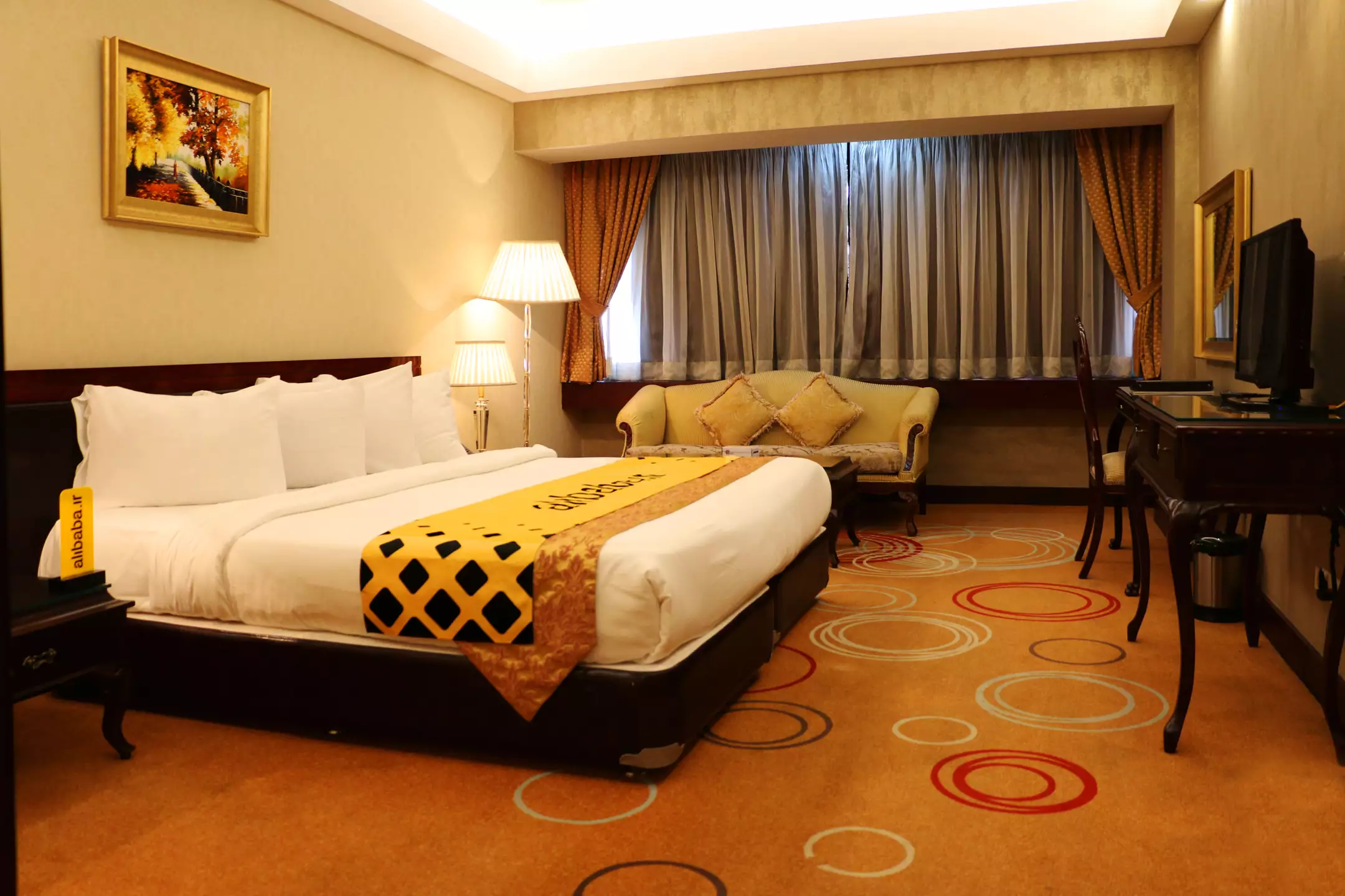 هتل بزرگ شیراز